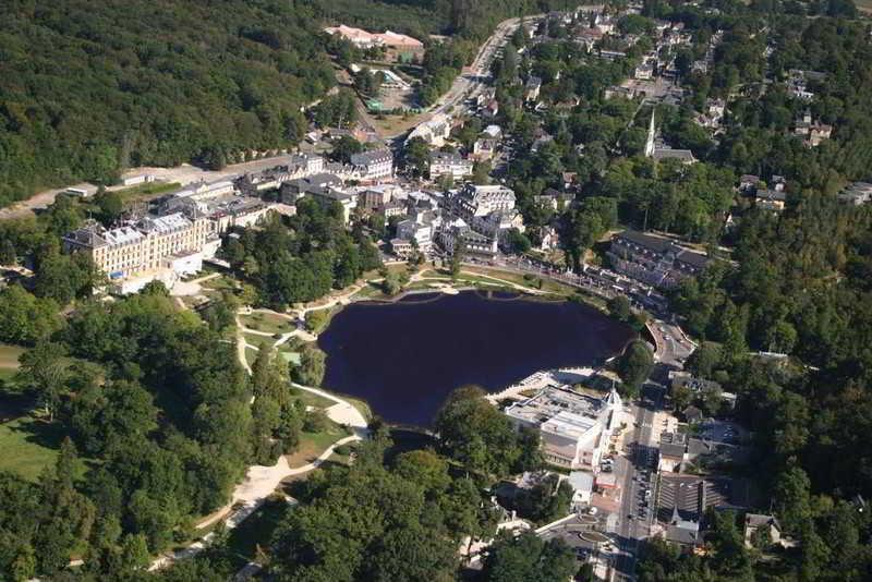 Hotel Spa Du Beryl Bagnoles de l'Orne Normandie Kültér fotó
