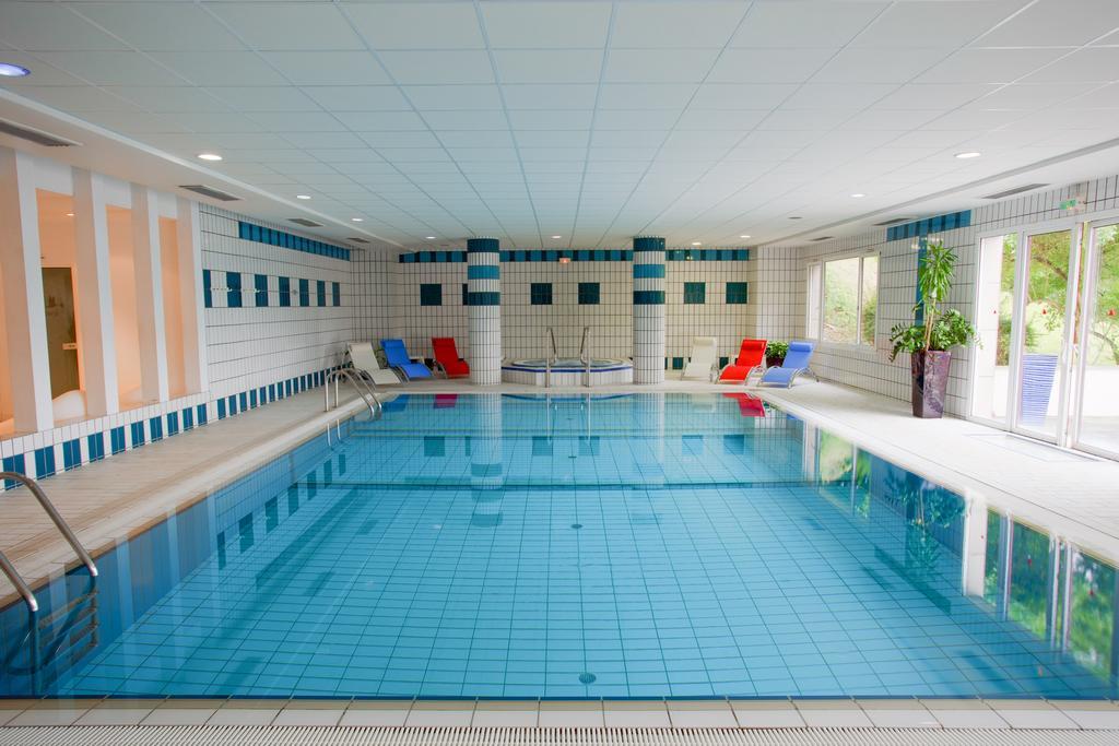 Hotel Spa Du Beryl Bagnoles de l'Orne Normandie Kültér fotó