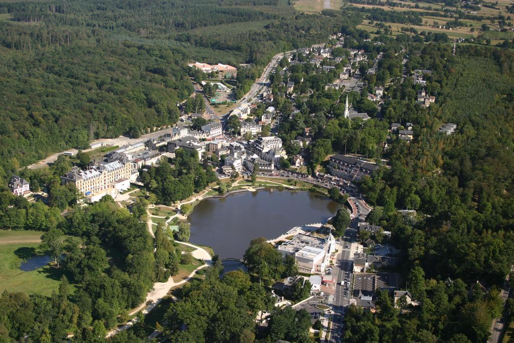 Hotel Spa Du Beryl Bagnoles de l'Orne Normandie Kültér fotó