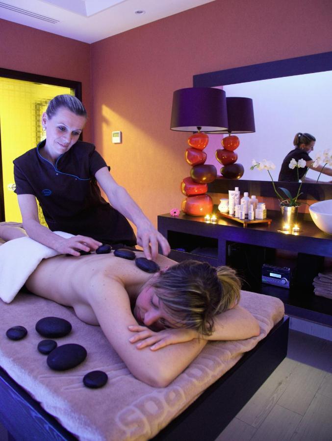 Hotel Spa Du Beryl Bagnoles de l'Orne Normandie Kültér fotó